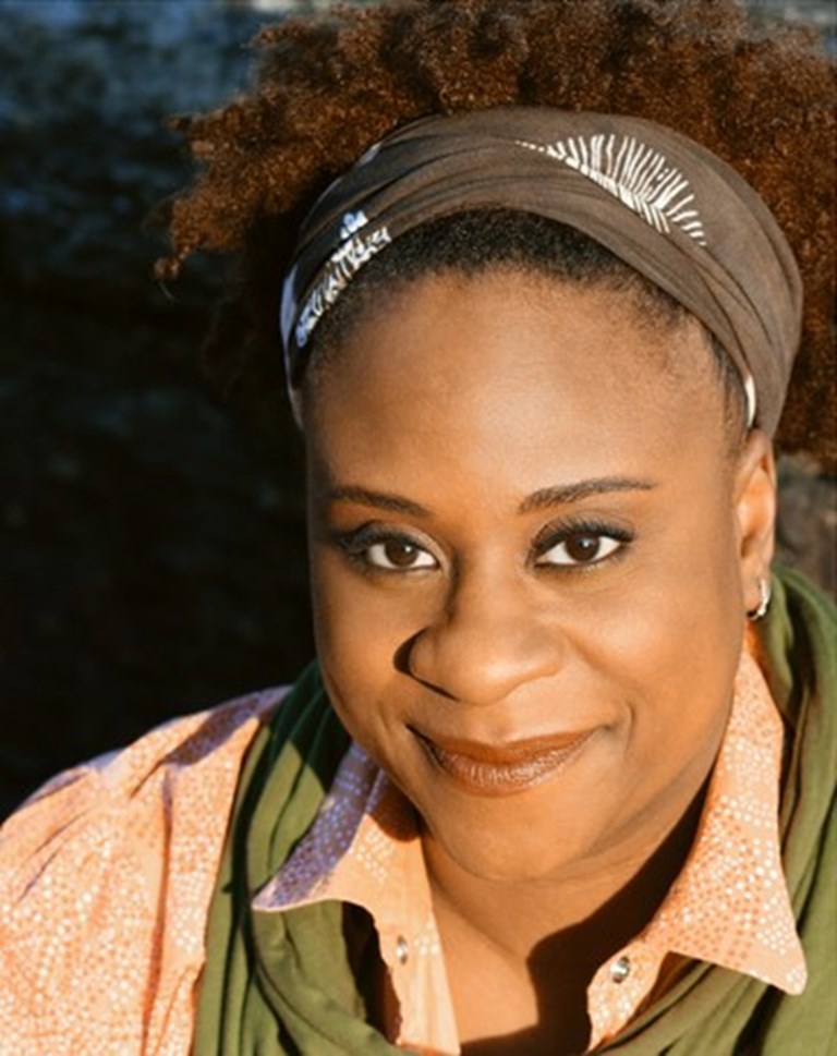 Danielle Lee Greaves