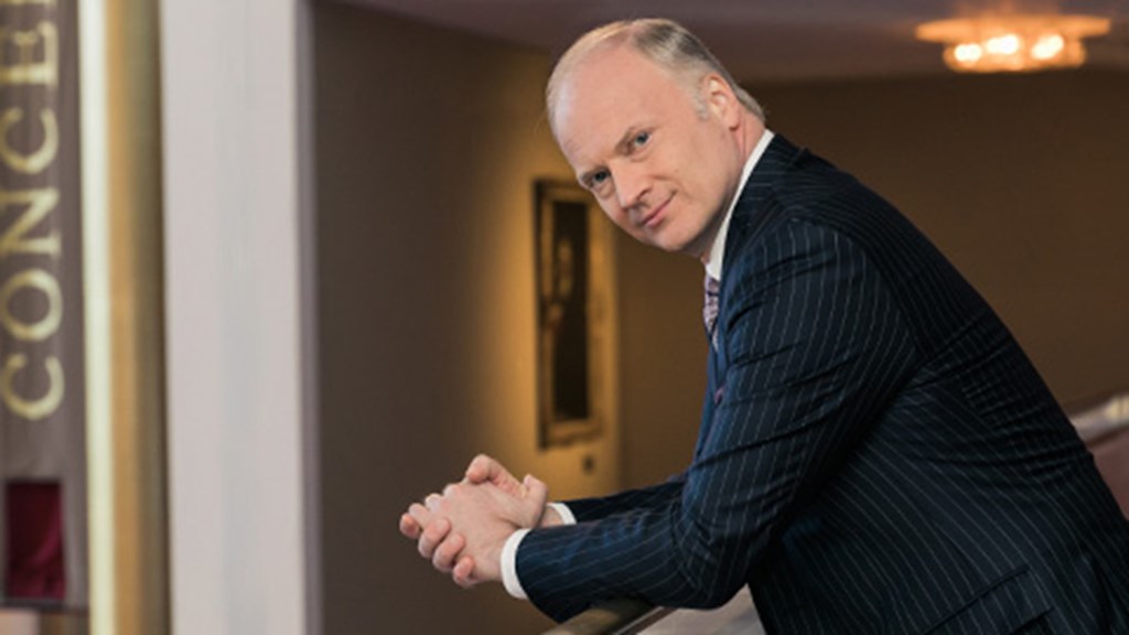 Noseda on the Kennedy Center Concert Hall balcony