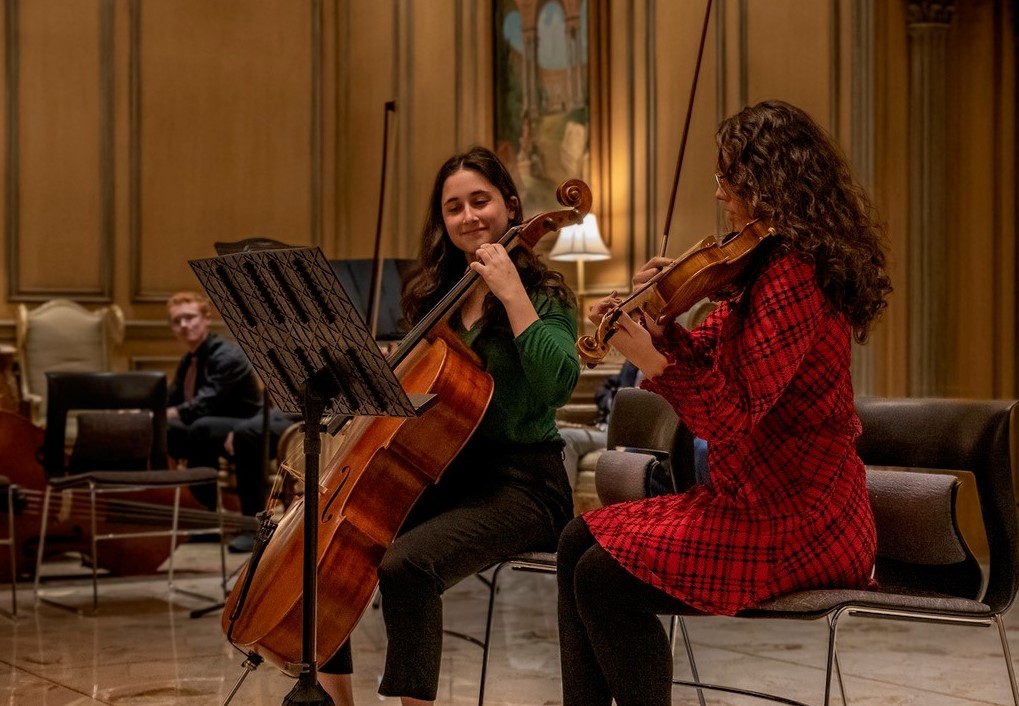 Colonnade_Bruce_Finkelstein_1 edit 2.jpg