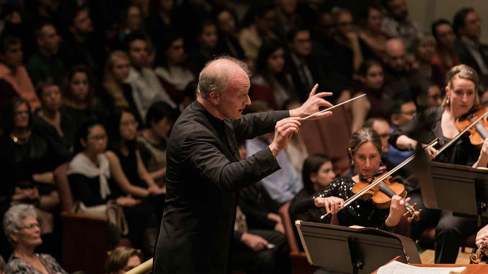 Noseda conducts the National Symphony Orchestra.