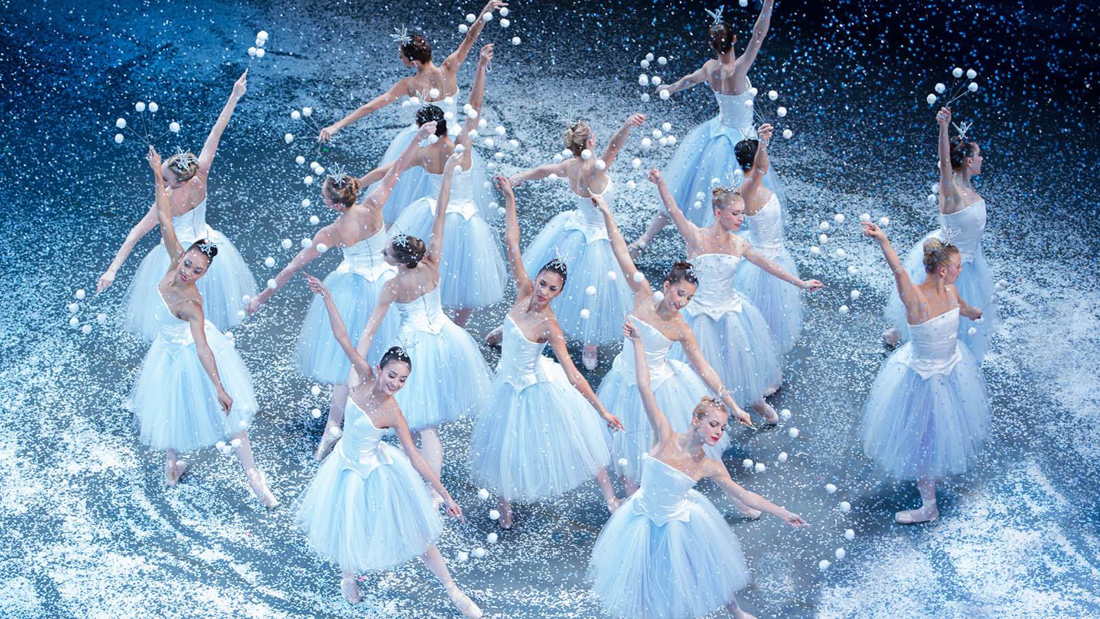 Miami City Ballet dressed like snow