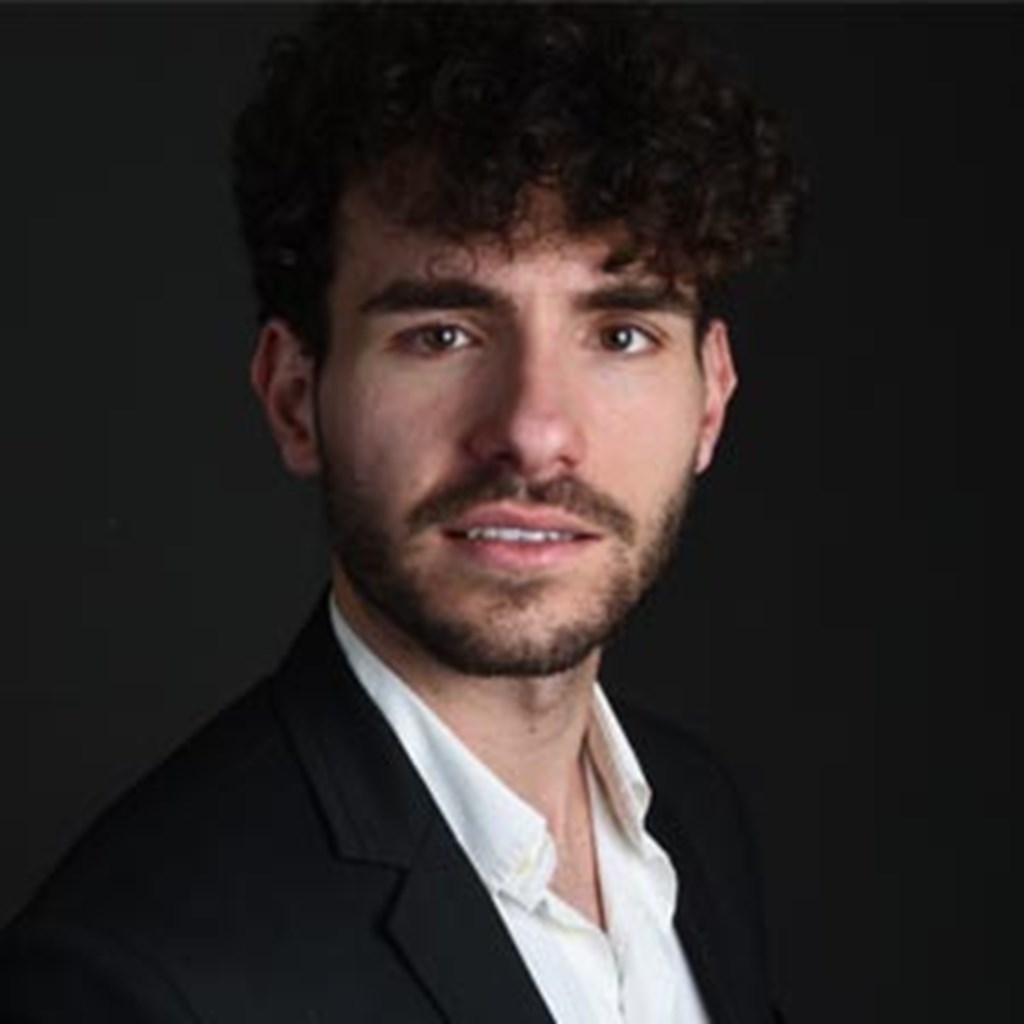 baritone Adi Ezra